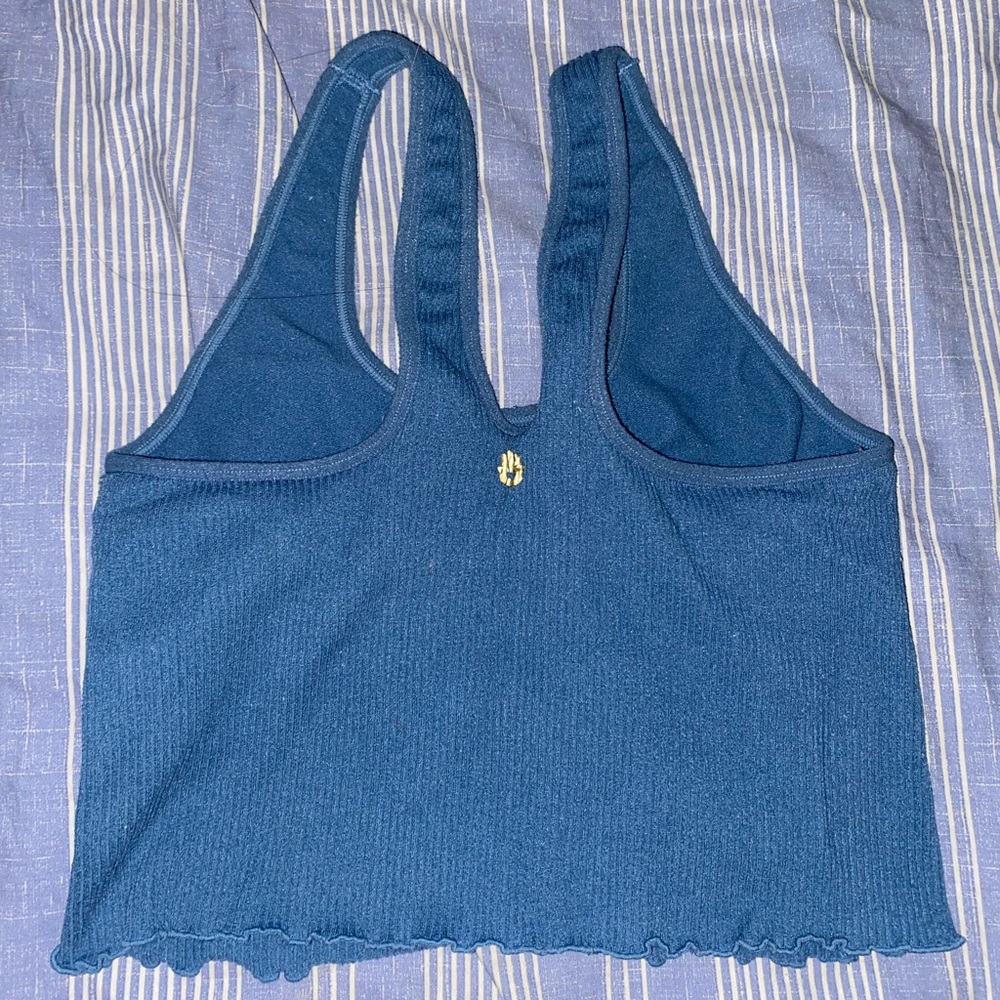 Workout Tank - Picture 3 of 4